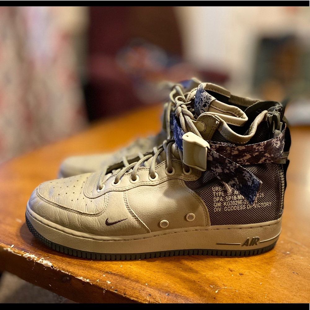 Nike Air Force One High Tops